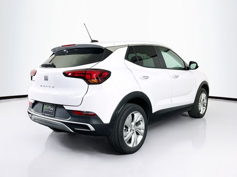 Used 2025 Buick Encore GX Preferred AWD/4WD image 9
