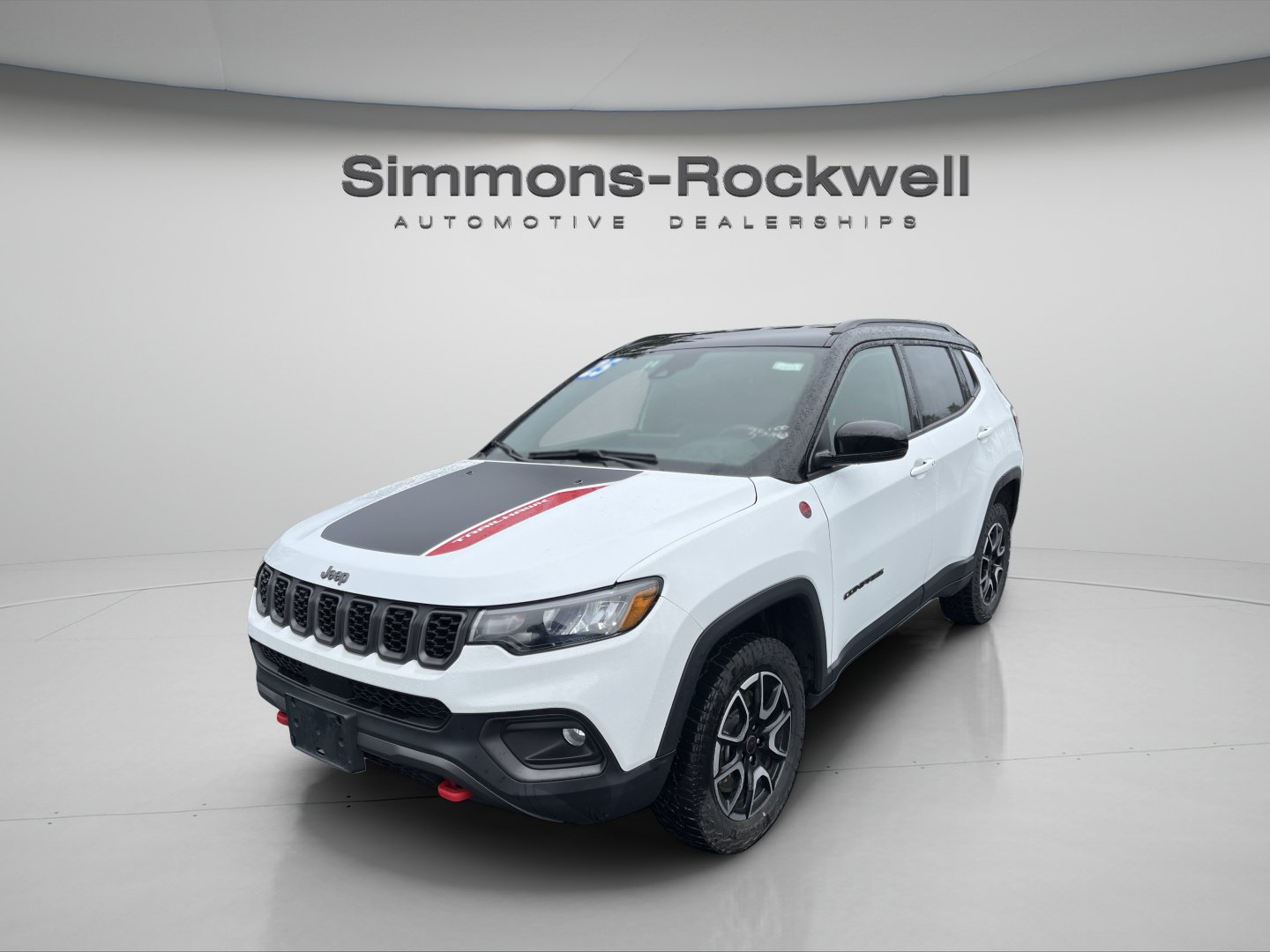 Used 2025 Jeep Compass Trailhawk AWD/4WD image 1