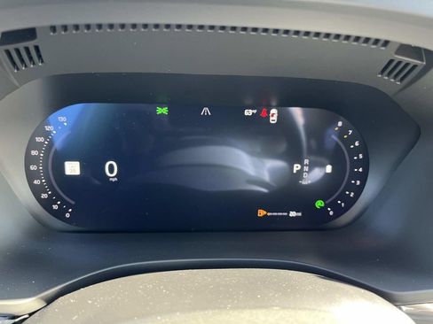 New 2026 Volvo XC60 B5 Plus w/ Climate Package image 33