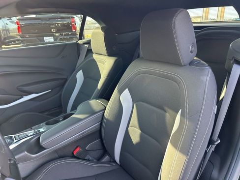 Used 2023 Chevrolet Camaro LT w/ Technology Package RWD image 18