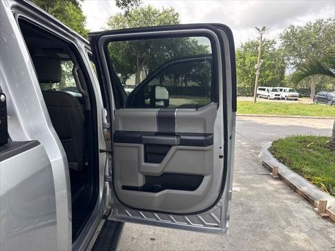 Used 2022 Ford F250 XLT w/ XLT Value Package AWD/4WD image 18