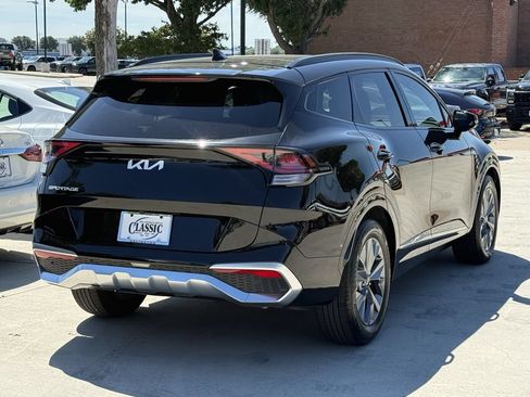 Used 2025 Kia Sportage SX FWD image 4