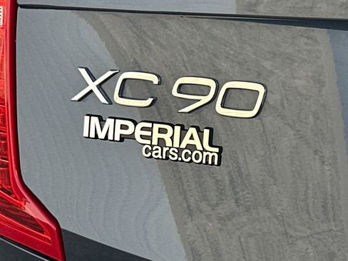 Used 2025 Volvo XC90 B6 Plus image 14