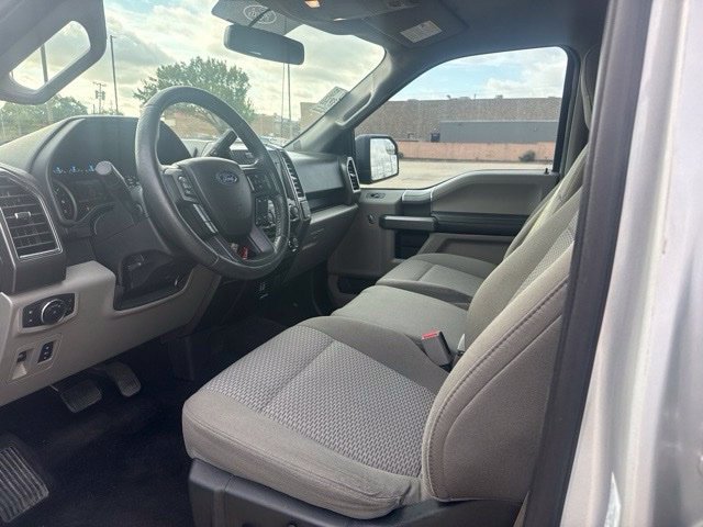 Used 2017 Ford F150 XLT w/ Equipment Group 302A Luxury RWD image 13