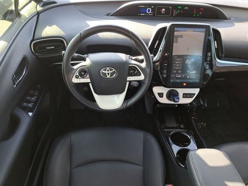 Certified 2018 Toyota Prius Prime Advanced image 11
