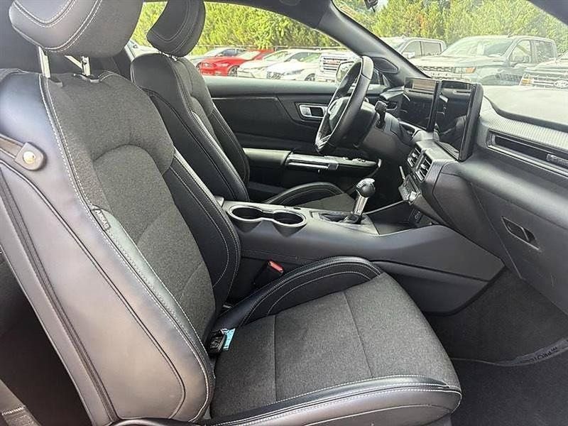 Used 2024 Ford Mustang Coupe RWD image 29