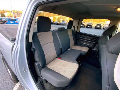 Used 2012 RAM 1500 Express w/ ST Popular Equipment Group image 17
