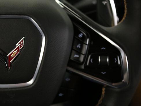 Used 2023 Chevrolet Corvette Stingray Preferred Cpe w/ Battery Protection Package RWD image 15