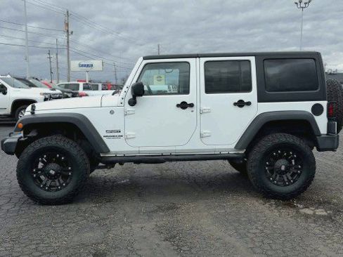 Used 2017 Jeep Wrangler Unlimited Sport w/ Quick Order Package 24S image 5