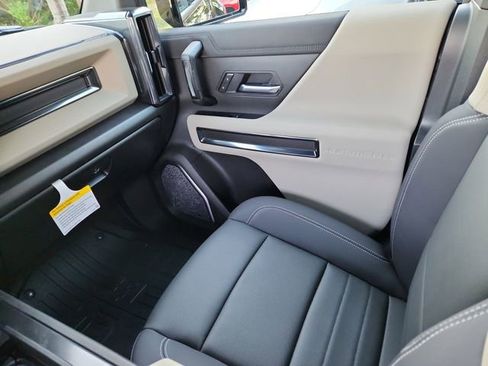 New 2026 GMC Hummer EV SUV image 14