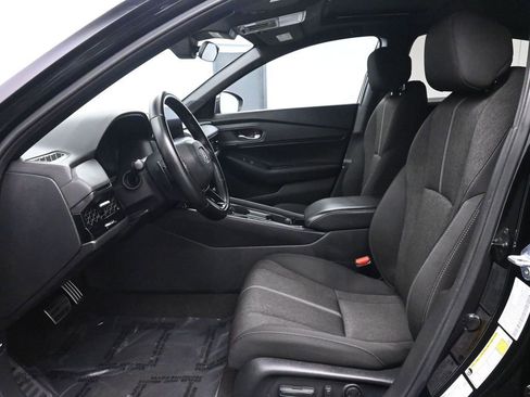 Used 2024 Honda Accord Sport image 12