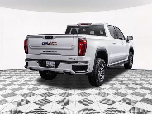 Used 2023 GMC Sierra 1500 AT4 w/ AT4 Premium Package AWD/4WD image 12