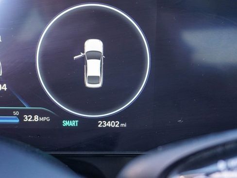 Used 2023 Hyundai Elantra SEL w/ Convenience Package image 20