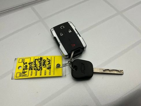 Used 2018 Chevrolet Silverado 1500 LT w/ LT Eassist Package image 22