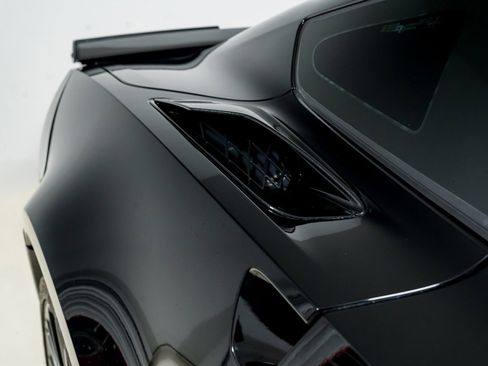 Used 2016 Chevrolet Corvette Z06 w/ 3LZ Preferred Equipment Group image 29