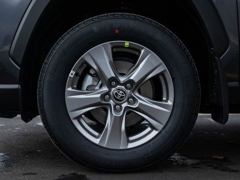 New 2025 Toyota RAV4 XLE w/ Convenience Package image 8