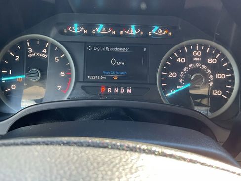 Used 2019 Ford F150 XLT w/ Equipment Group 302A Luxury image 29