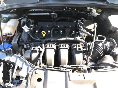 Used 2016 Ford Focus SE w/ Equipment Group 201A image 19