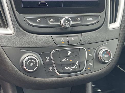 Used 2024 Chevrolet Malibu LS FWD image 28