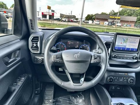 Used 2021 Ford Bronco Sport Big Bend w/ Big Bend Package AWD/4WD image 13