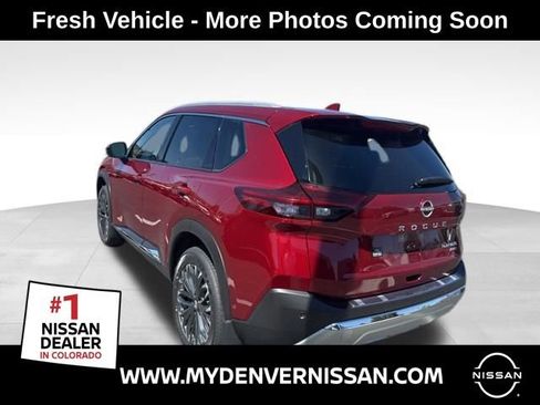 Used 2023 Nissan Rogue Platinum w/ Platinum Premium Package AWD/4WD image 1