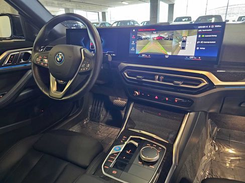 Used 2023 BMW i4 eDrive35 RWD image 32