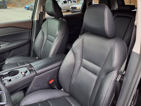 Used 2021 Nissan Rogue SL w/ Premium Package image 12