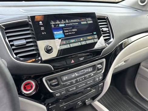 Used 2022 Honda Pilot Touring image 23