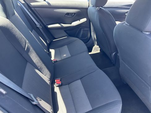 Used 2024 Nissan Sentra SV FWD image 13