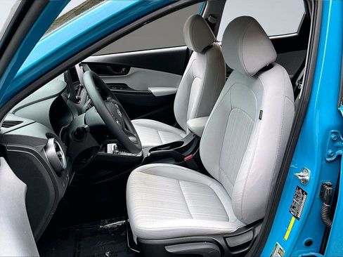 Used 2022 Hyundai Kona SEL image 25