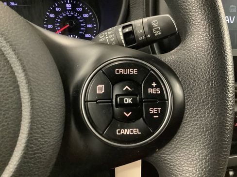 Used 2020 Kia Soul LX FWD image 19