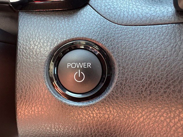 Used 2026 Toyota Camry SE w/ Convenience Package FWD image 22