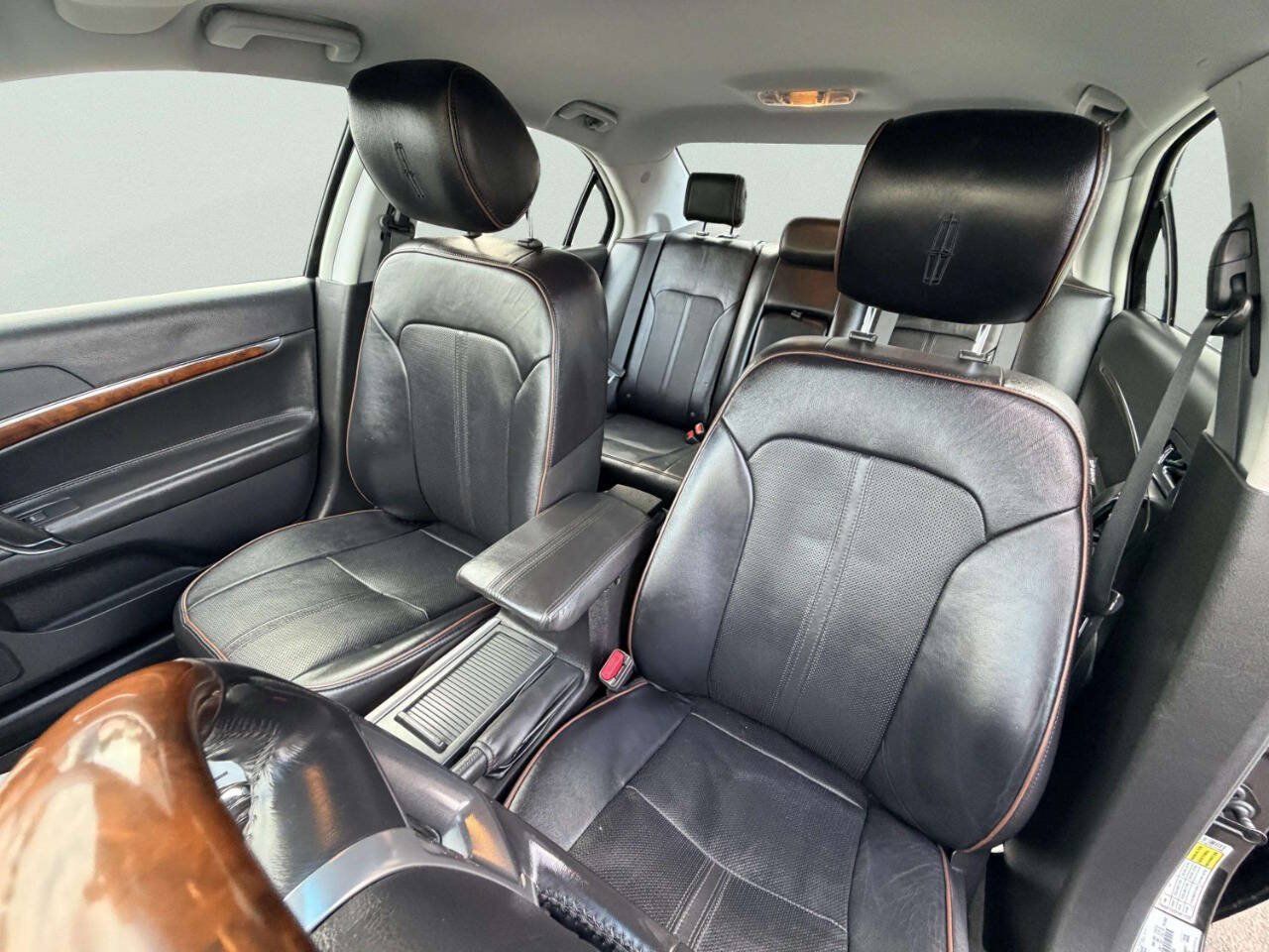 Used 2012 Lincoln MKZ FWD image 18