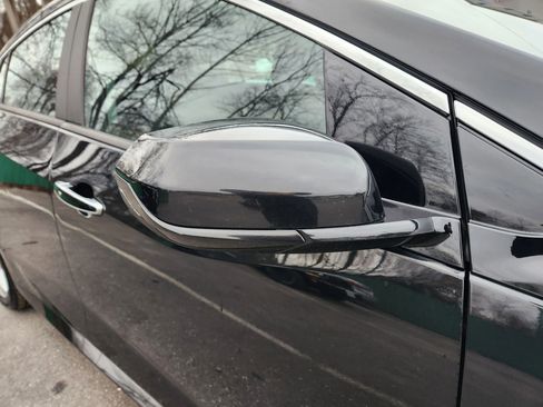 Used 2017 Chevrolet Volt LT w/ Comfort Package image 8