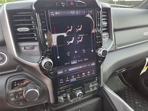 New 2026 RAM 1500 Big Horn AWD/4WD image 12