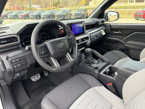 New 2025 Toyota Tacoma TRD Sport AWD/4WD image 21