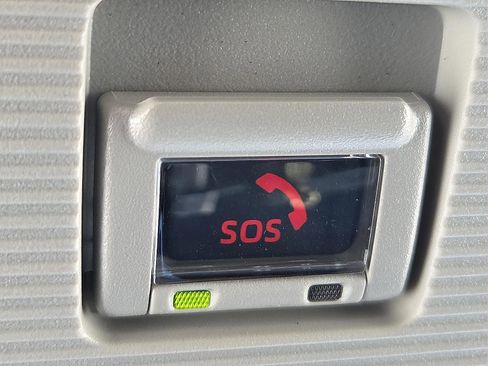 Used 2024 Toyota RAV4 XLE image 19