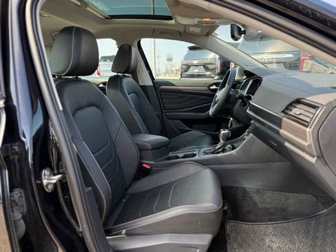 Used 2024 Volkswagen Jetta SEL FWD image 17