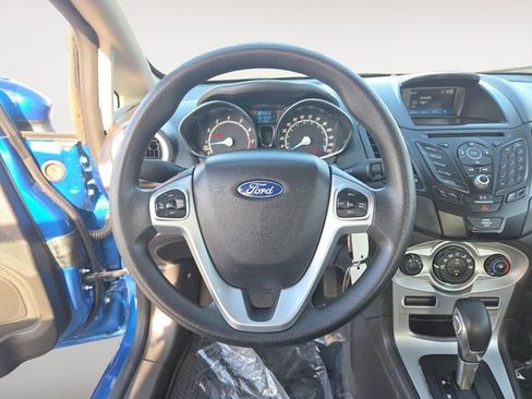 Used 2019 Ford Fiesta SE image 12