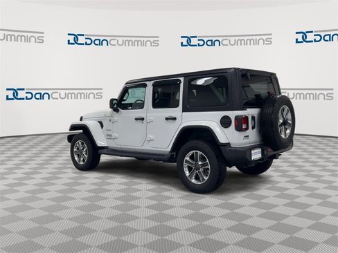 Used 2022 Jeep Wrangler Unlimited Sahara w/ Cold Weather Group image 6