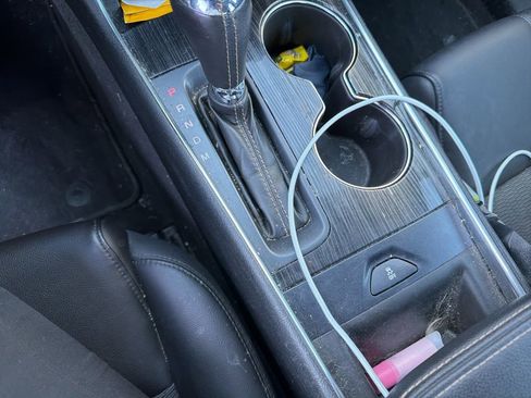 Used 2016 Chevrolet Impala LT w/ Convenience Package image 21