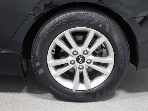 Used 2015 Hyundai Sonata SE w/ Option Group 02 image 41