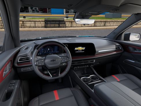 New 2026 Chevrolet Traverse RS w/ LPO, Floor Liner Package AWD/4WD image 15