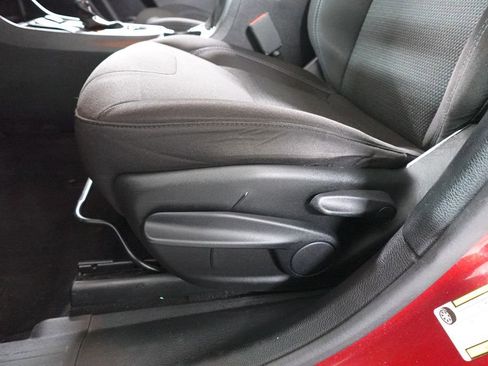 Used 2021 Jeep Cherokee Latitude image 11