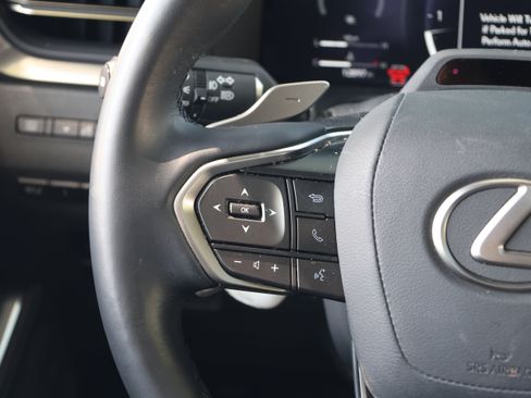 Used 2026 Lexus GX 550 w/ Accessory Package (2T) AWD/4WD image 19