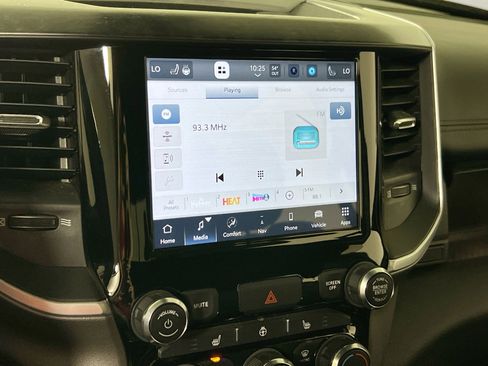 Used 2022 RAM 1500 Big Horn AWD/4WD image 15