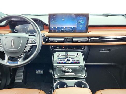 Used 2022 Lincoln Nautilus Reserve w/ Equipment Group 201A AWD/4WD image 28