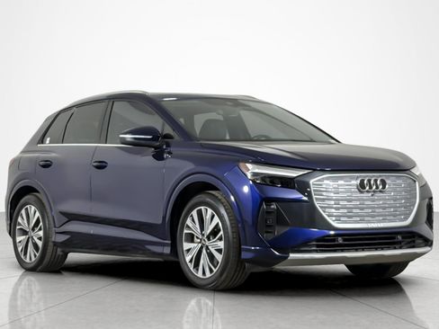 Used 2023 Audi Q4 e-tron Premium Plus w/ Premium Plus RWD image 7