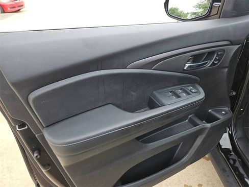 Used 2023 Honda Ridgeline RTL-E image 15