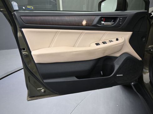 Used 2019 Subaru Outback 2.5i Limited image 16